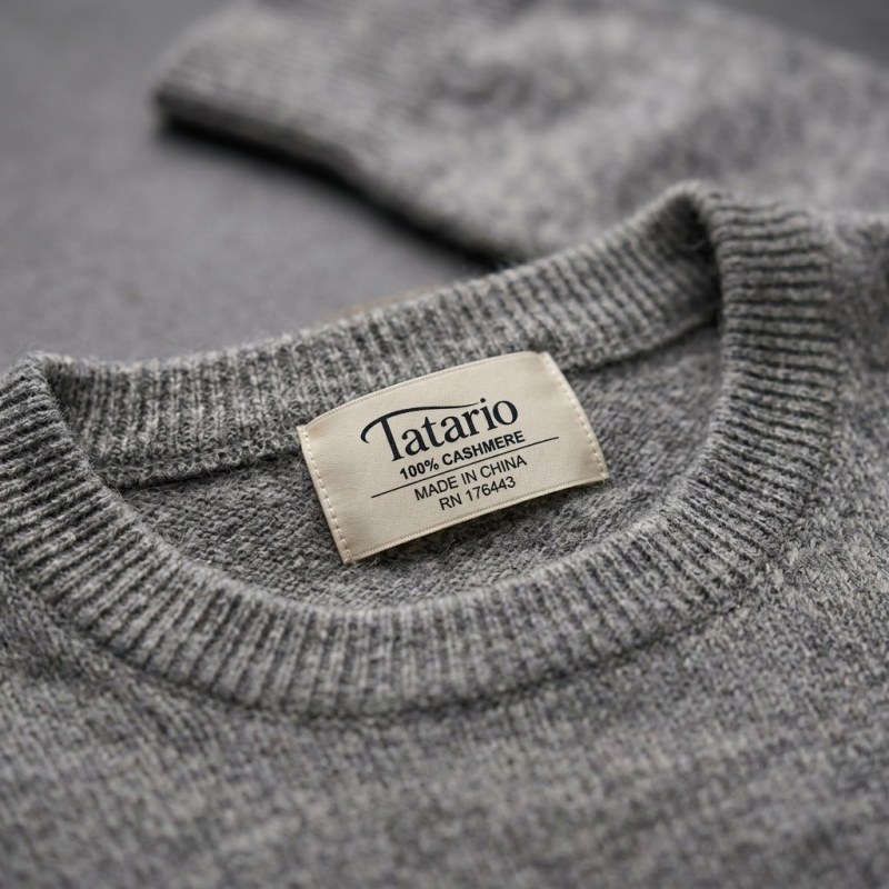 Men's 100% Pure Cashmere Classic Crewneck Sweater - Image 4