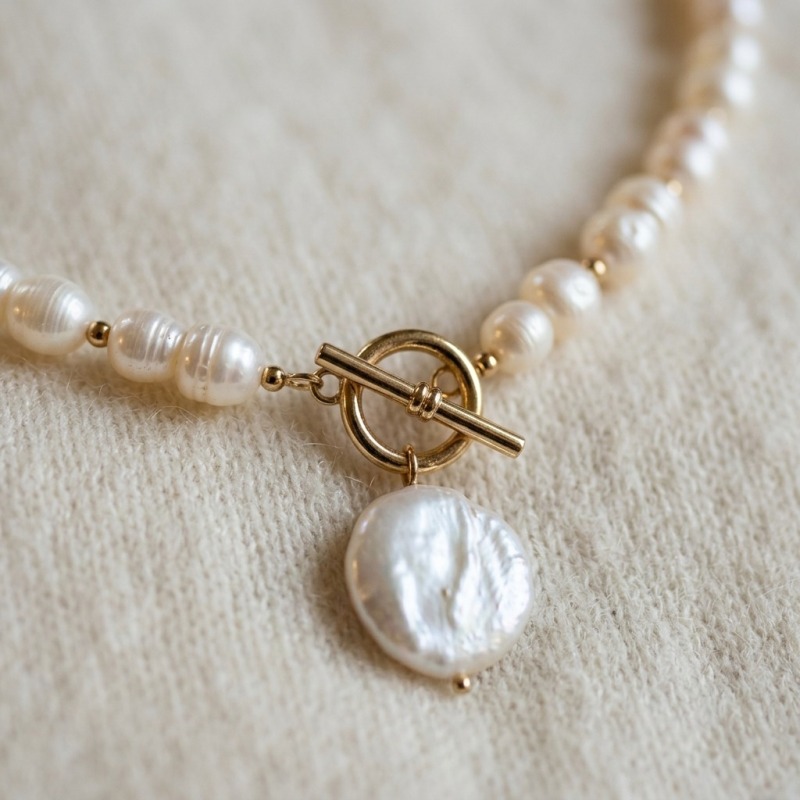 Vintage Baroque Gourd-Shaped Pearl Necklace with Large Irregular Pearl Pendant and OT Toggle Clasp - Image 7